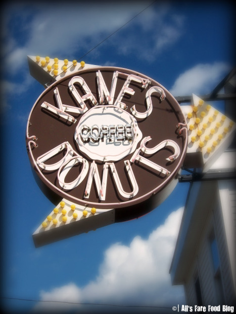 Kane's Donuts exterior sign