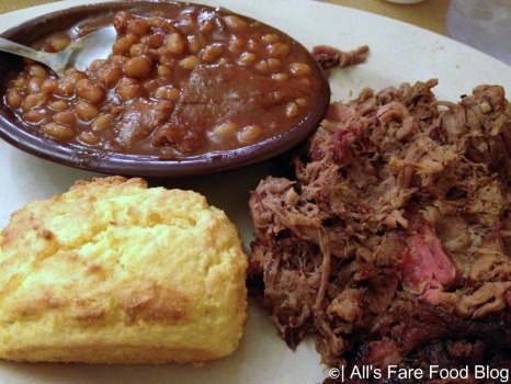 Beef brisket, corn bread and baked beans at Sonny's Barbecue